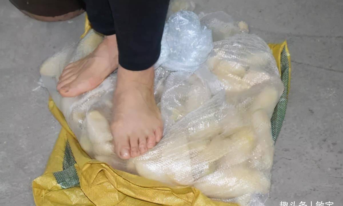 用"脚"踩出来的美食,千万别嫌弃,有一种你天天吃_食物