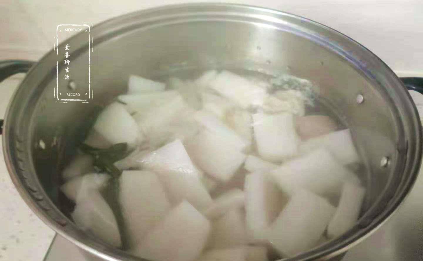 萝卜烂了图片（胡萝卜为什么会烂）