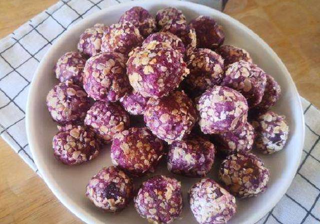 【燕麦紫薯球】