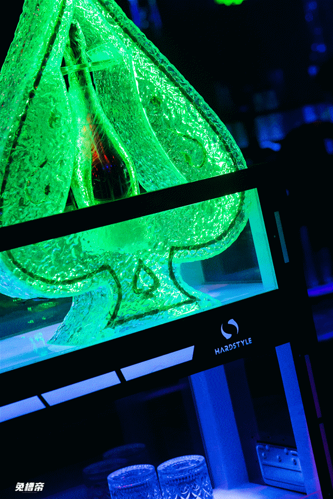 郑州夜店蹦迪指南:见过有电音派对的nightclub吗?