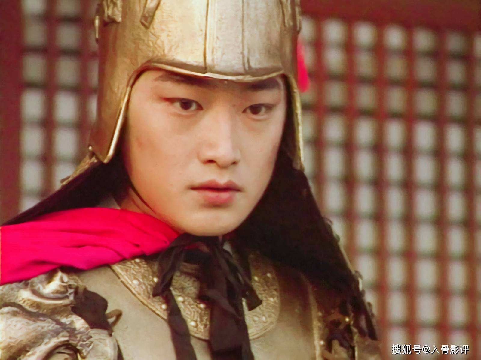 《司藤》里的丘山,谁年轻时还不是个惊艳时光的帅哥了?