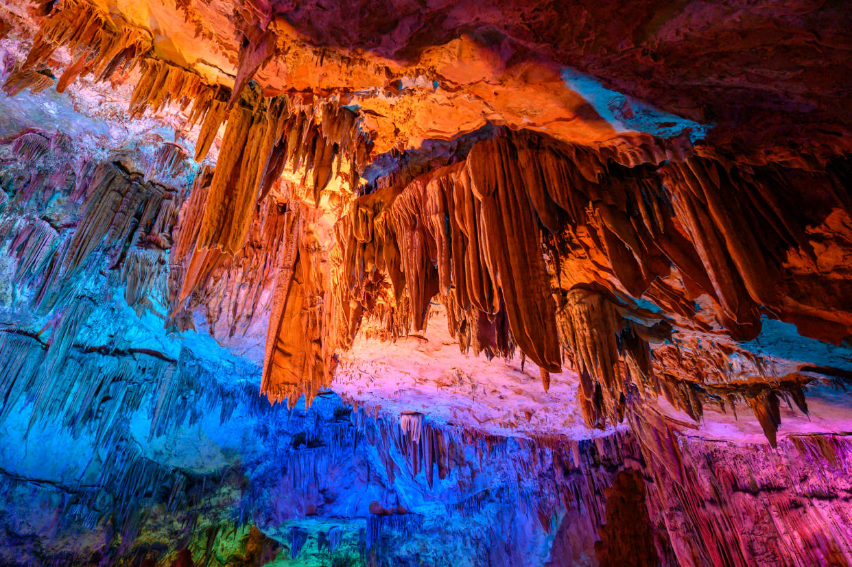 杭州桐庐有一处仙境大自然的鬼斧神工堪称全国诸洞之冠