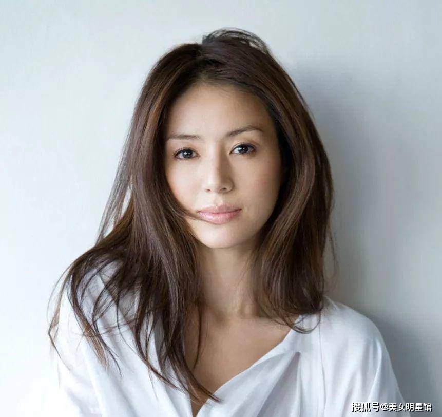 39岁深田恭子 美丽如初身材有料 性感女神魅力不减当年 作品