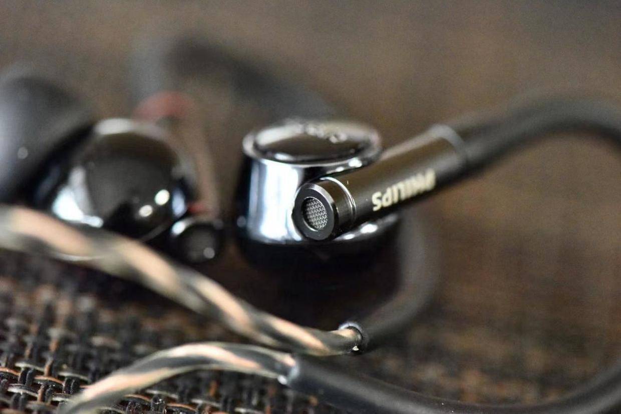 听她飞利浦fidelios3圈铁hifi耳机深度测评