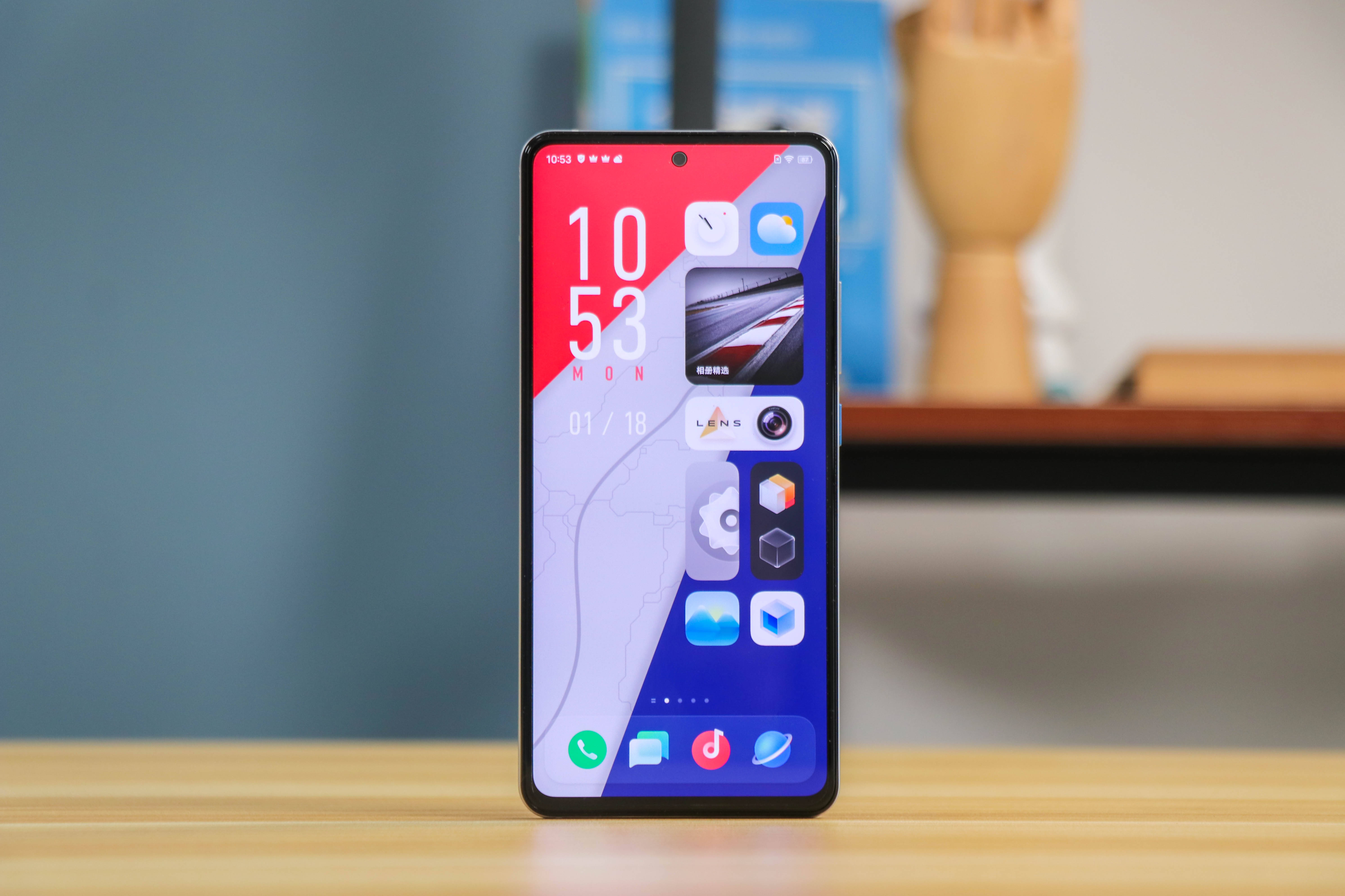 原创多128gb存储只贵100元,8gb 256gb版iqoo 7正式上线