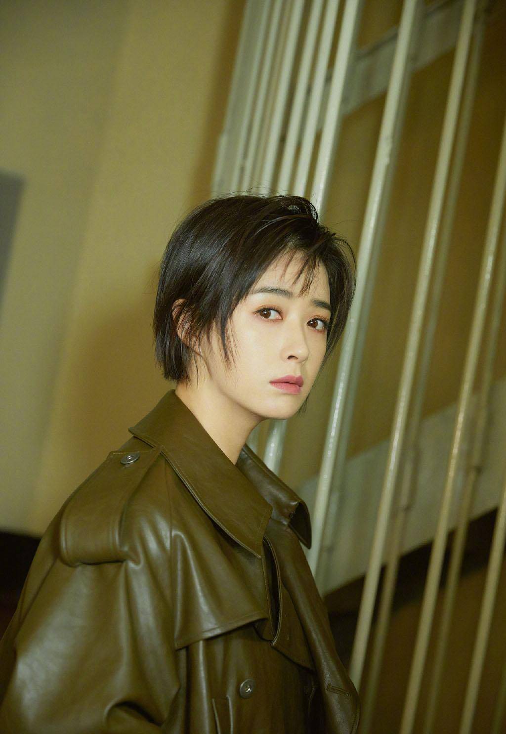 38岁蒋欣瘦身成功如今体重仅90斤坦言减肥只需做到三点