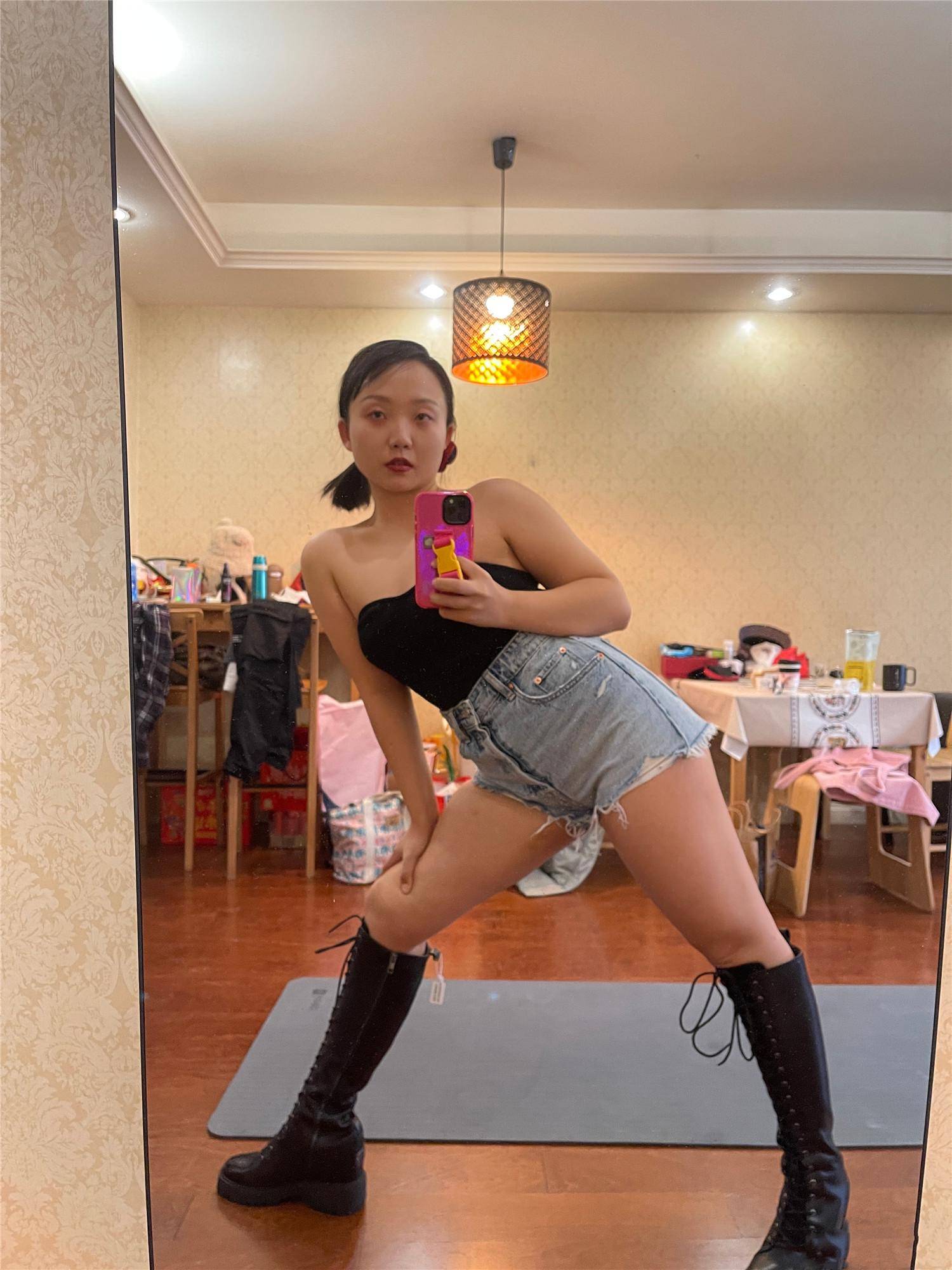 辣目洋子体重身高图片