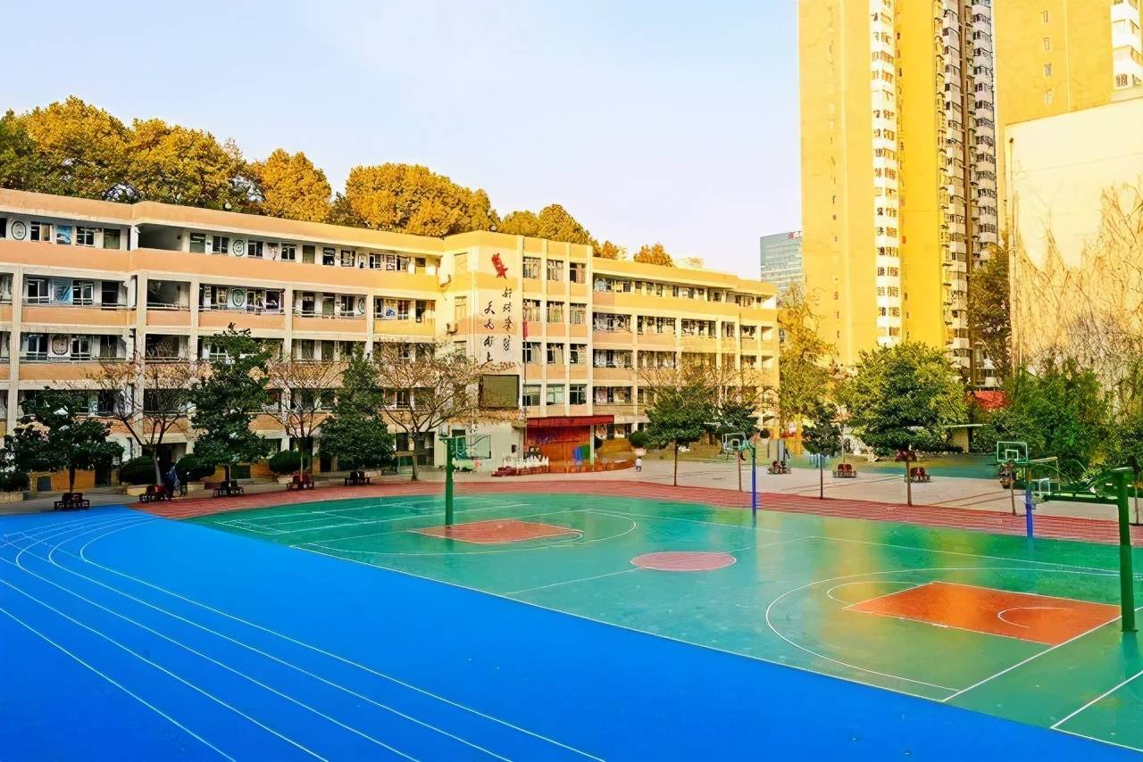 鄭州市中小學排名前十名_河南省