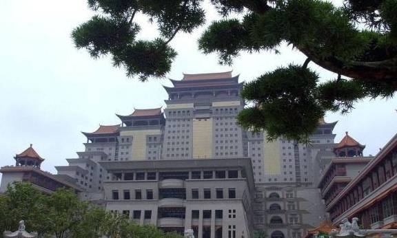 中国这一“神秘”的宫殿，高108米门票150元，建造者至今是个谜