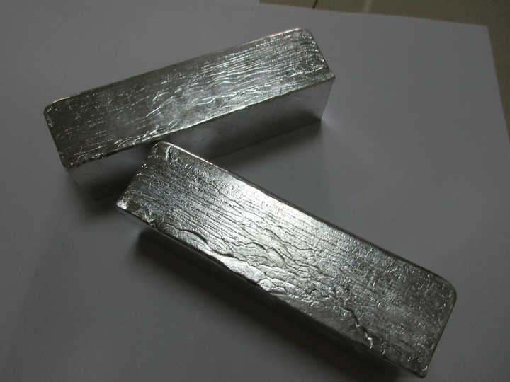 原创金属也有透明的现在你手中或就有透明金属其原料我国储量第一