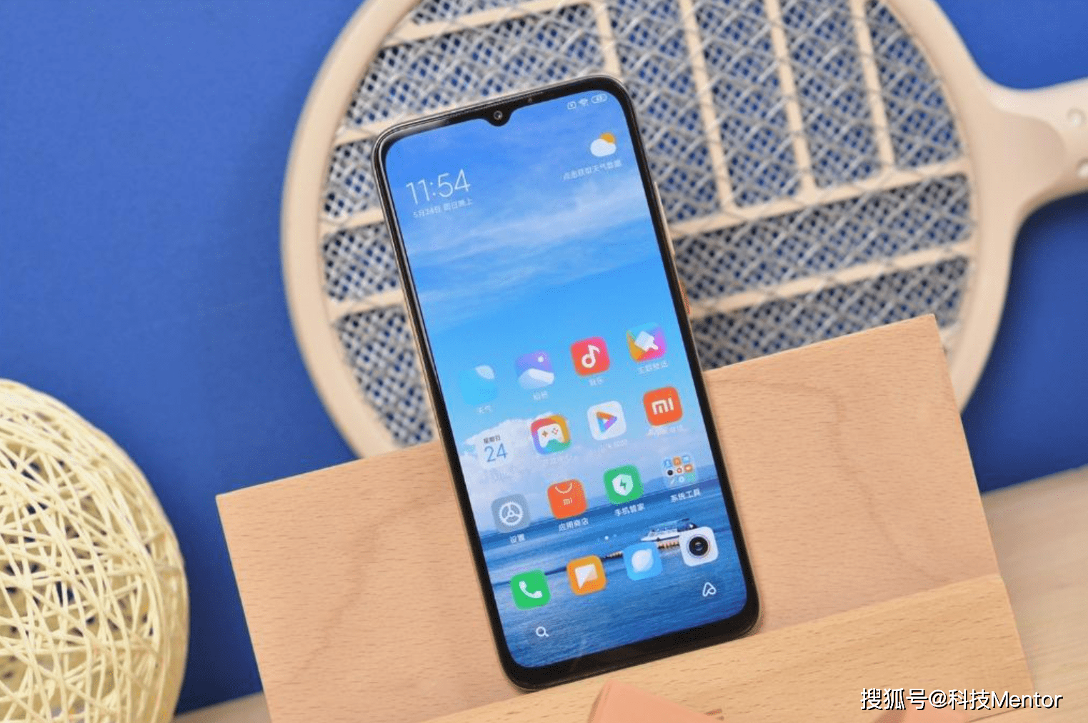 上市时一机难购,现在从2099元跌至1699元,这款手机还是那么香