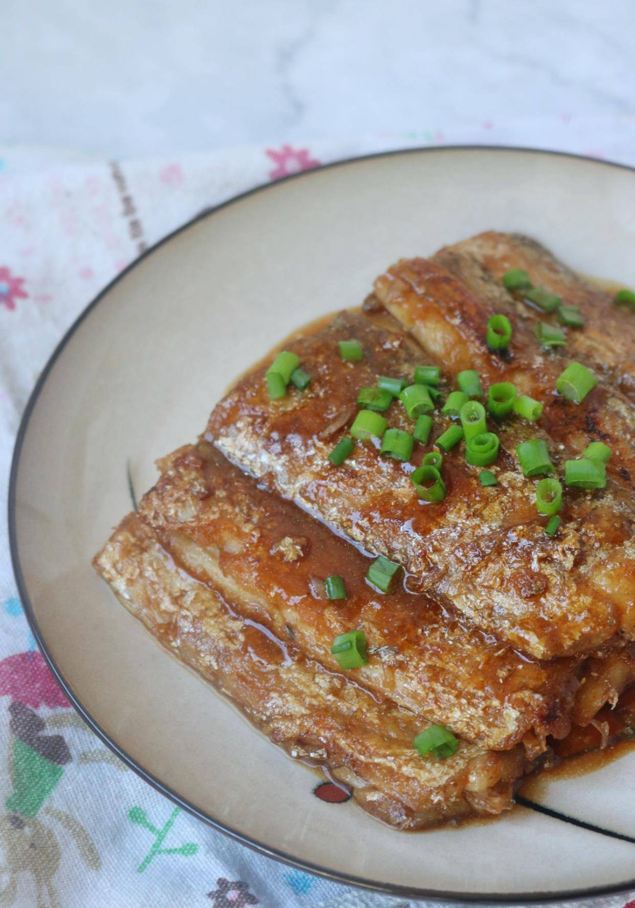 小鱼怎么煎才漂亮 a8607b9b9ece4a0d8067fbd13027f527.jpeg