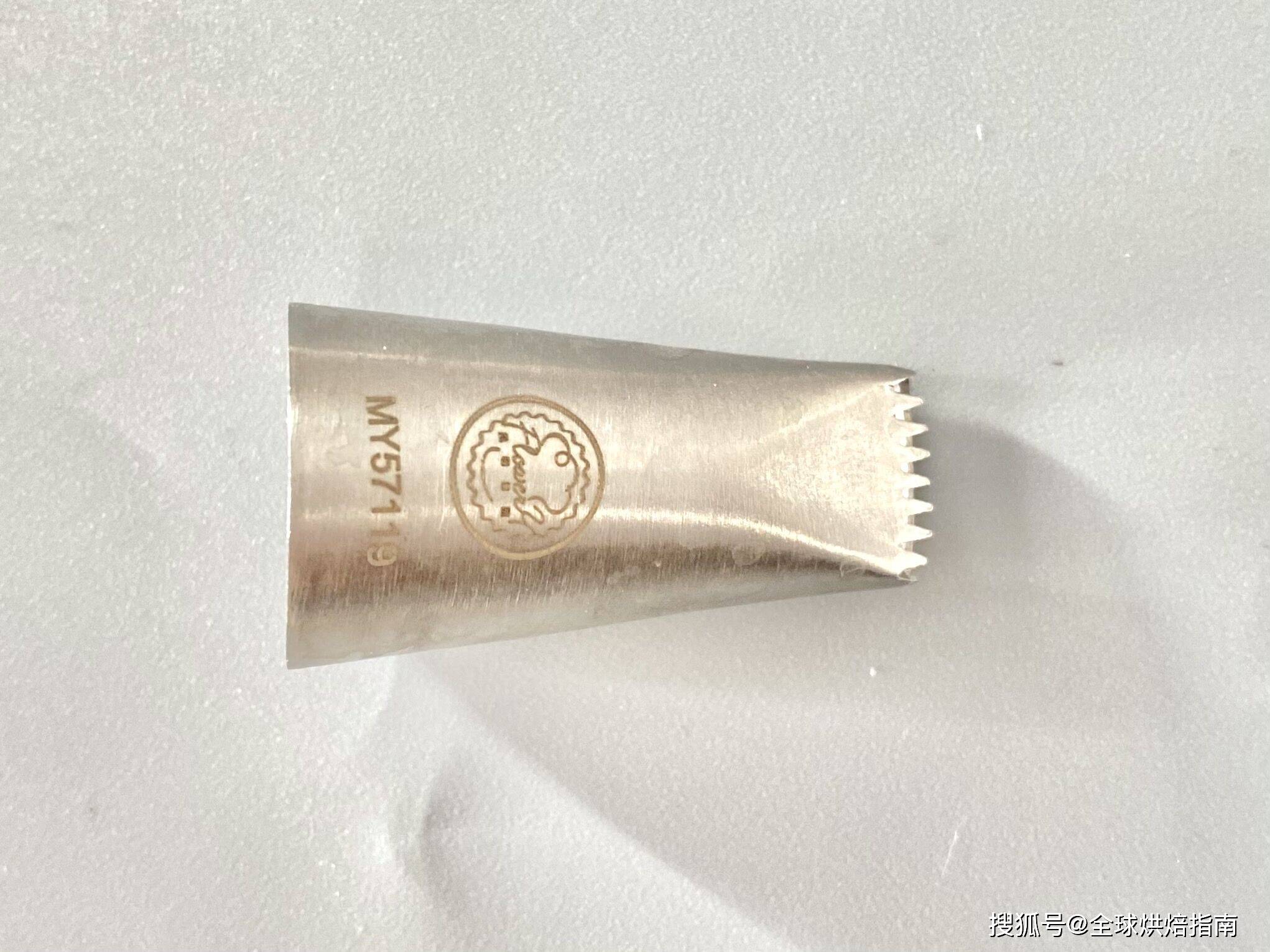 72張動圖教會你升級版裱花手法（二） 熱愛美食 第37张