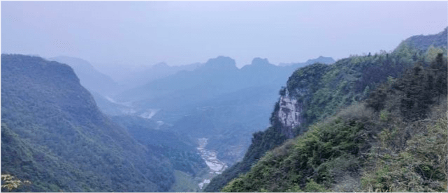 吉首市有多少人口_湘西遭暴雨袭击 永顺因灾死亡2人,吉首一家三口河边看水拍(3)