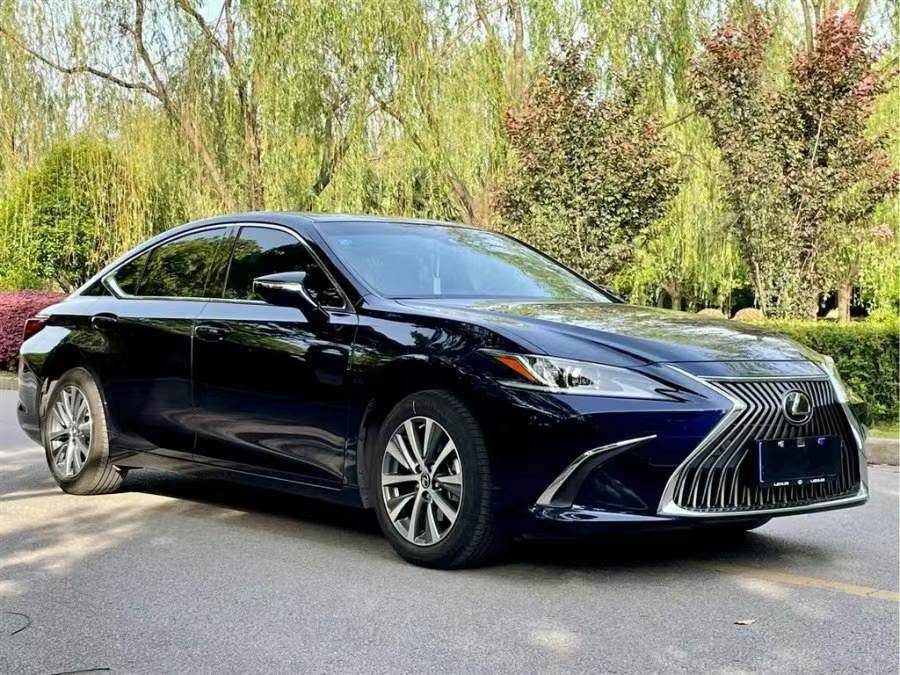 今天说2020年新款雷克萨斯es200189w