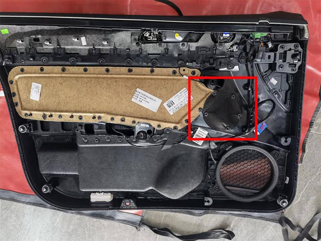 大众迈腾gte无损升级德国喜力士f62c两分频德国match中音组合三分频