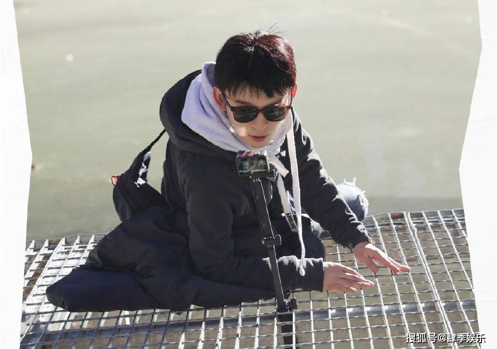 《恰好是少年》:每个少年心中,都装着一颗幼稚的心_刘昊