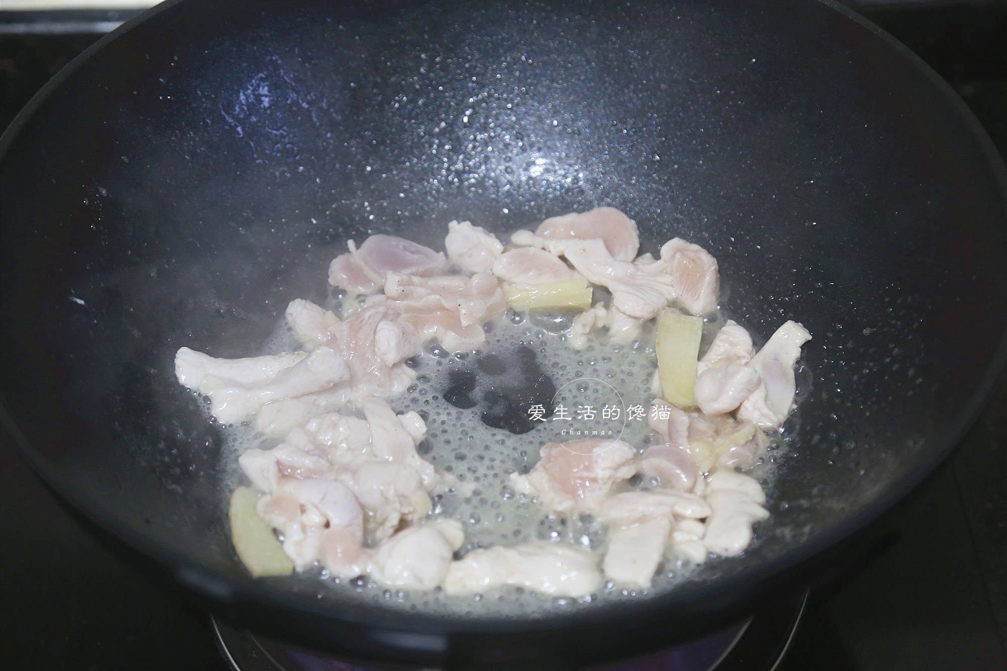 原创
遇到这菜别手软,买回煮锅汤,清热降火,润肺燥,老人孩子都需要