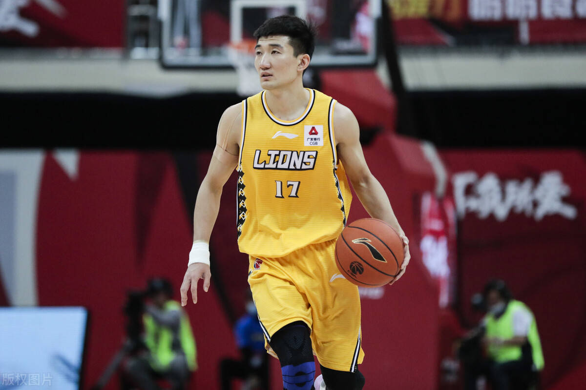 也只是静静地站在一边,所有的指挥和布置都是由王博一个人来完成的