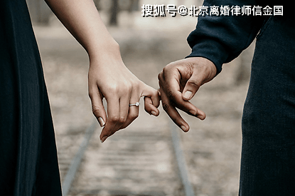 周公解梦，梦见情敌织裤头，婚姻危机预兆？