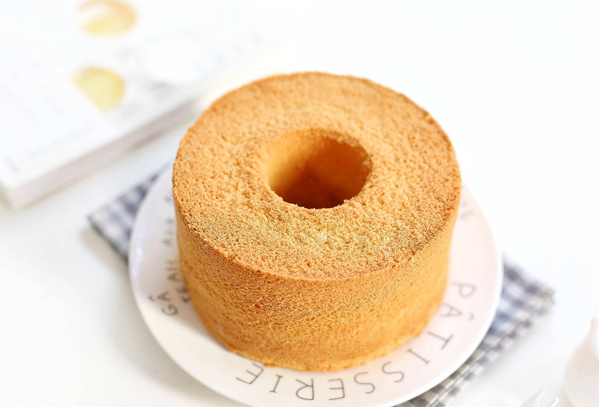 蛋糕布丁层怎么吃