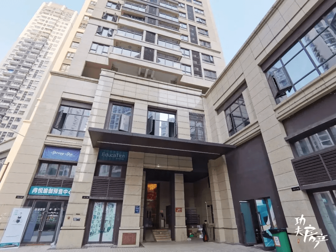 金地珑悦单独管理的1-2栋