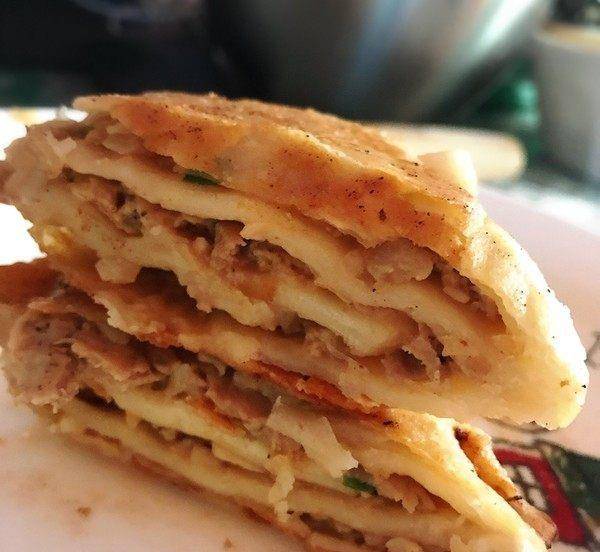 在家怎么做牛肉饼简单又好吃 f821cb2158834205b76e0d788adc6030.jpeg