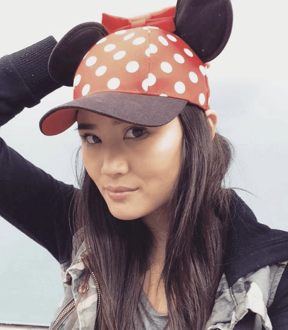 上节目拽英文惹怒吴京,去农村也一脸嫌弃_李安琪