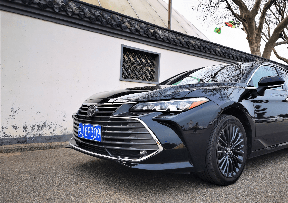 稳重而澎湃试驾一汽丰田亚洲龙