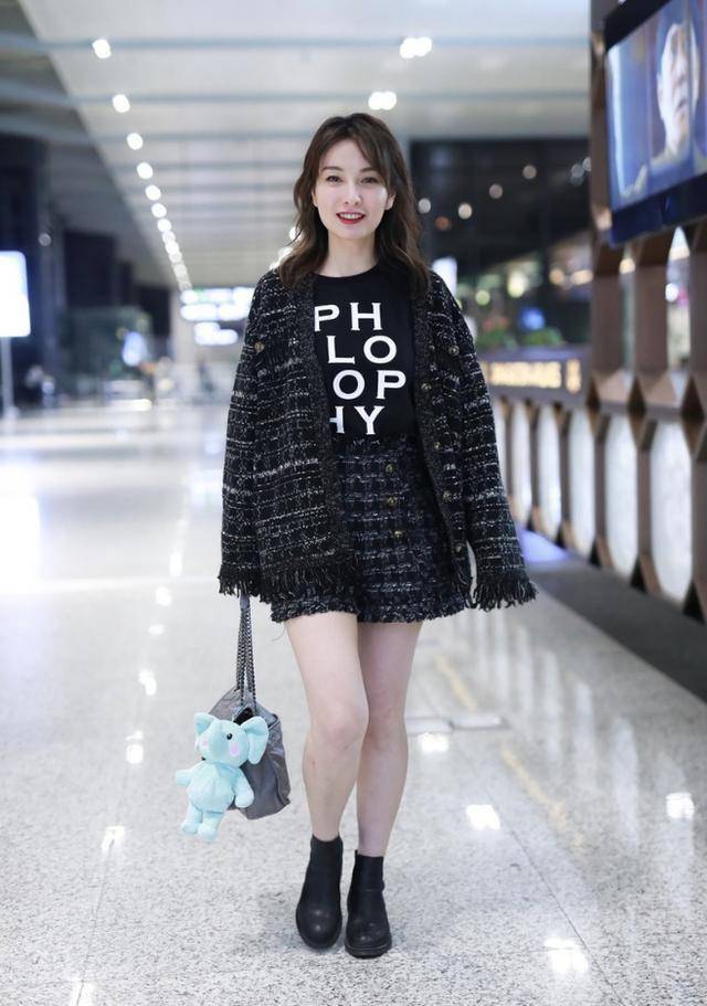 如何打扮自己显贵气 c96d989642424eac88543904473f2da7.jpeg