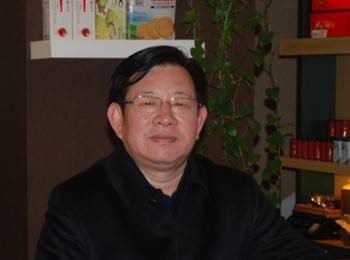 画家孙文启携手集钰真情做公益