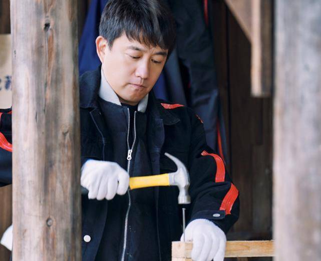 另外,唯一的一位官配cp便是吴磊,而网曝即将飞行《向往的生活》的