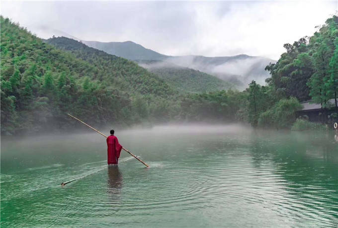 一苇渡江东图片