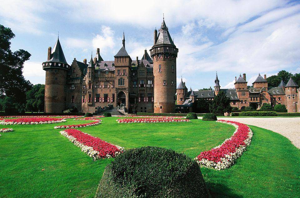 世界上著名的城堡有哪些 4bc15b78cfd6474ea4807eaf73cc5c13.jpeg