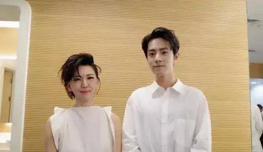 原创娱乐圈神奇交集，肖战给黄子韬送生日祝福，黄子韬回复耐人寻味