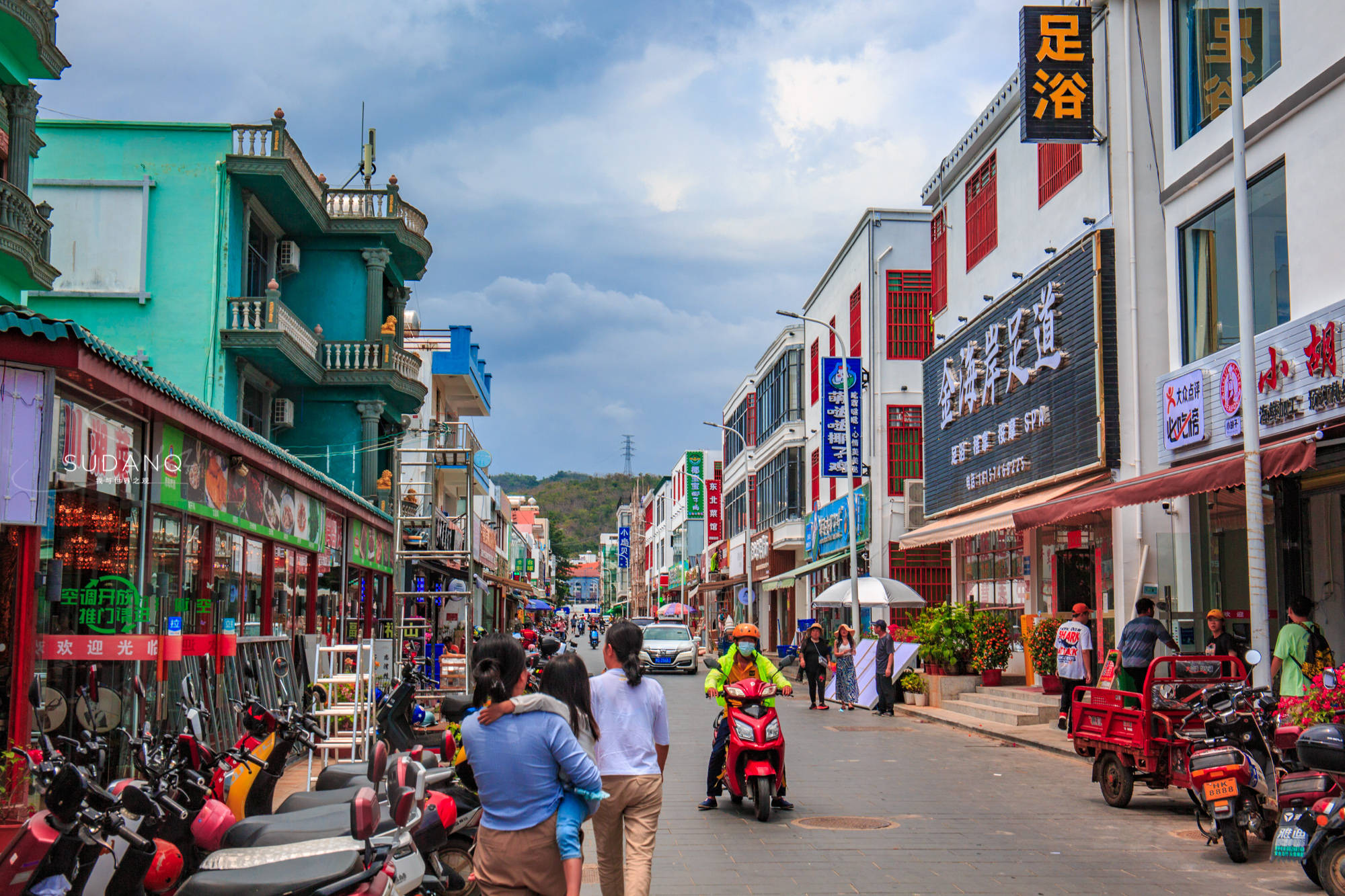 三亚河东区街道图片