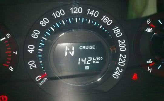 车尾中间刹车灯不亮怎么办 0f634ba02fe645c1a4943d1fed87b01b.jpeg