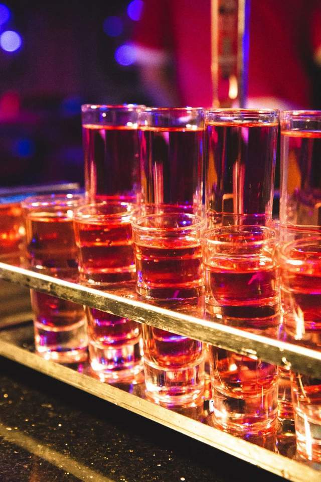 人均16 打卡泉州微醺指南,带你解锁泉州夏日夜晚_美酒