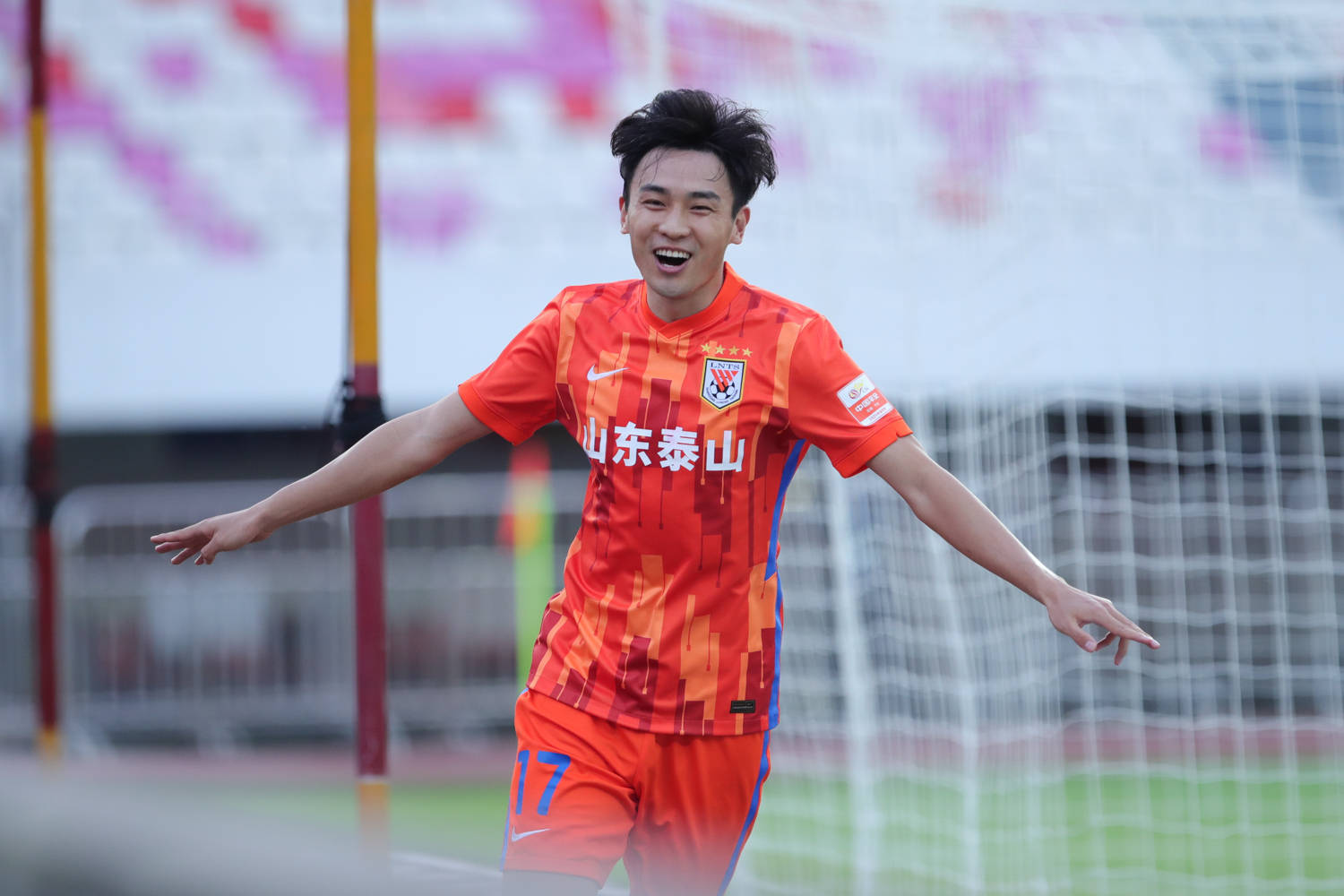 原创20中超豪门登上榜首快马传射建功锋霸破门李铁笑了