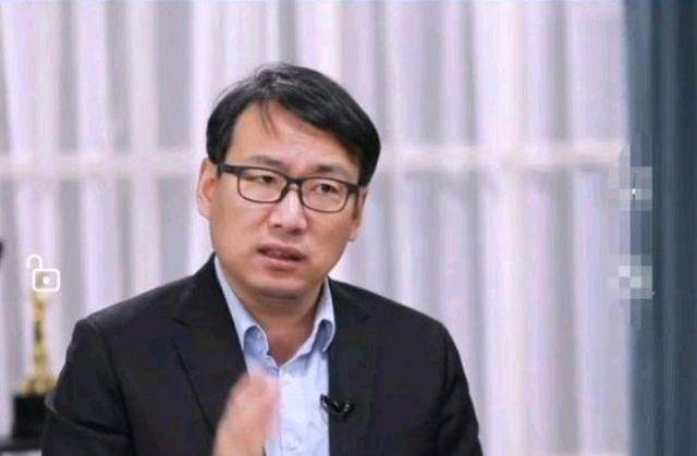 储殷教授对“错换”事件房产一语道破是非,不过有一点他说错了