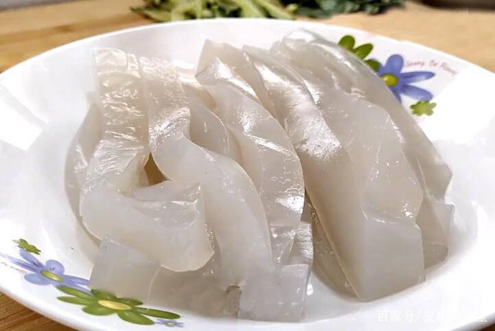 凉粉用什么淀粉做最筋道 0d8d6299875a4dd086e589364cd10292.jpeg