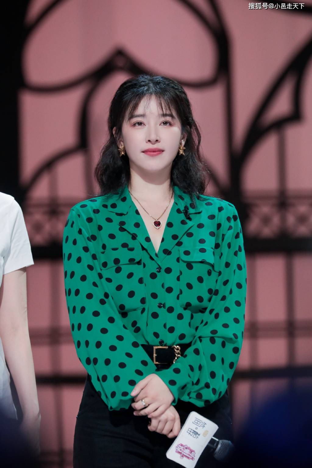 阚清子就算想赢又怎样绿色波点裙合集