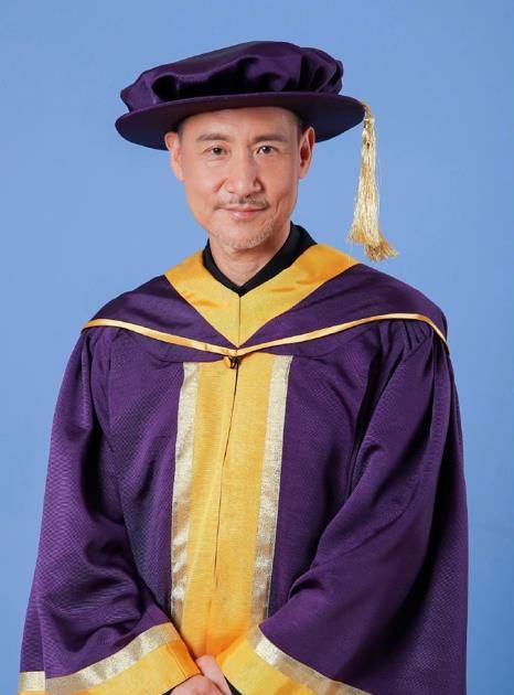 原创张学友获颁apa荣誉博士证件照罕曝光古天乐王祖蓝获荣誉院士