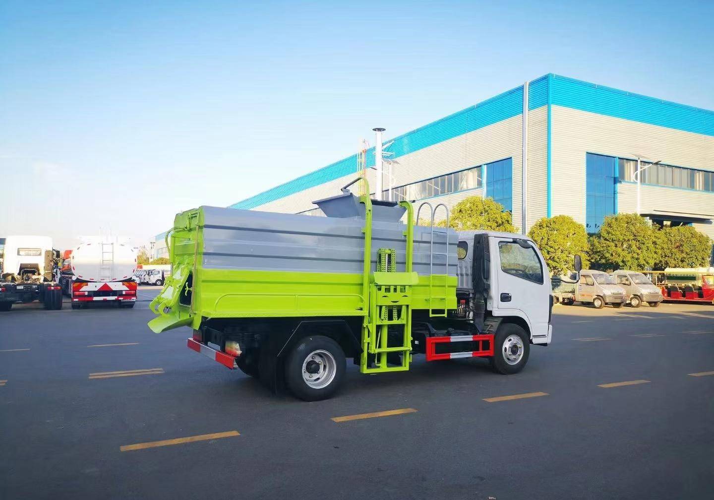 爆款蓝牌5方东风小多利卡餐厨车,创建城市美好家园