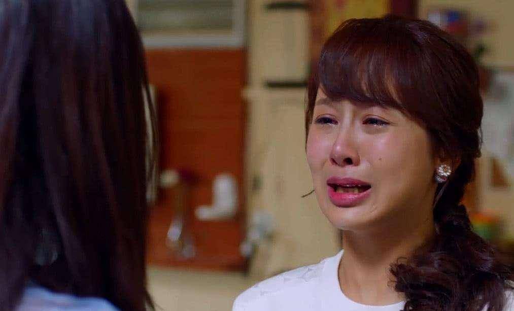 原创欢乐颂:邱莹莹"失身"是被白主管强迫的吗?事实上她无力抵抗