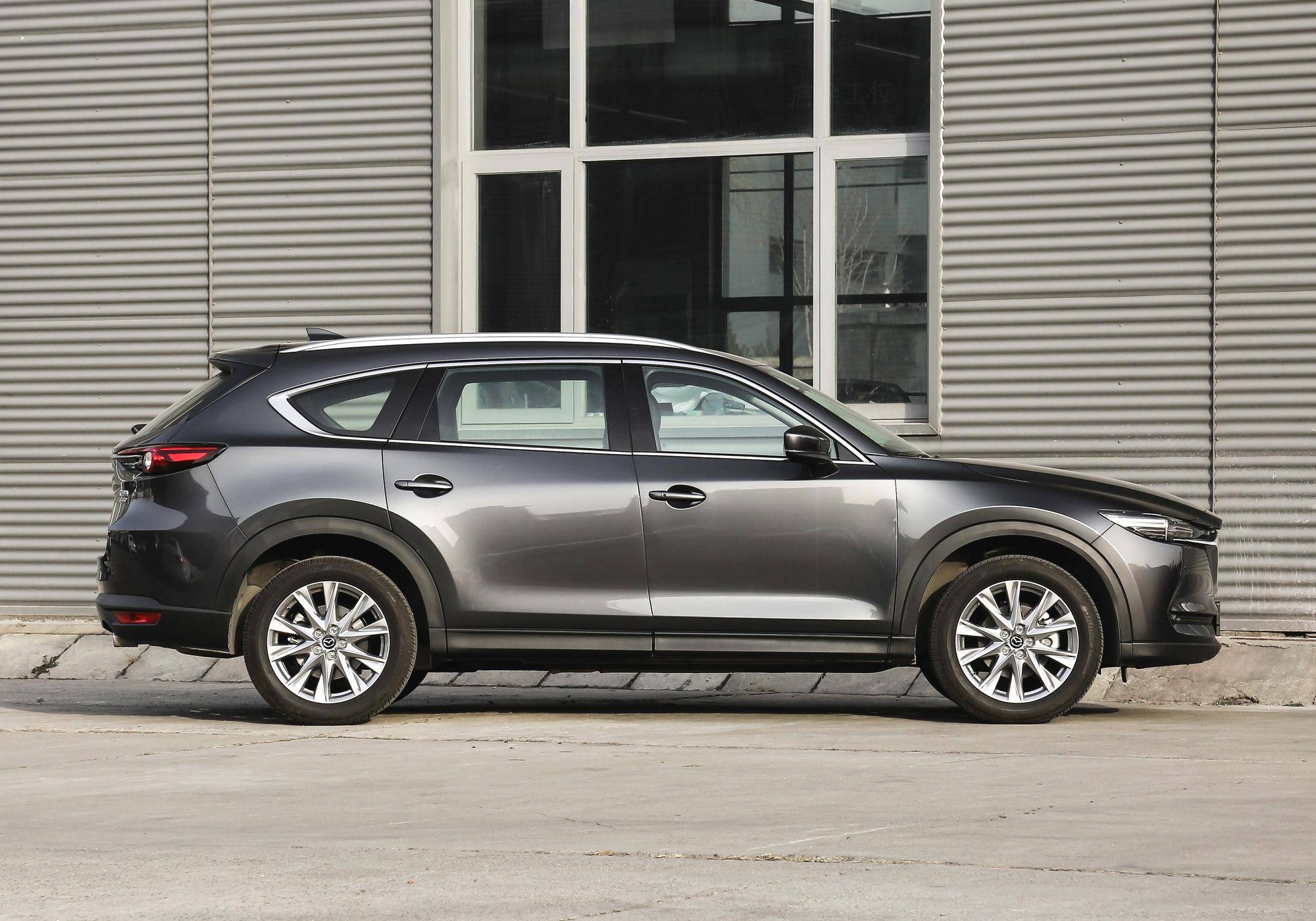 不声不响长近5m的马自达中大型suv已经跌破20万