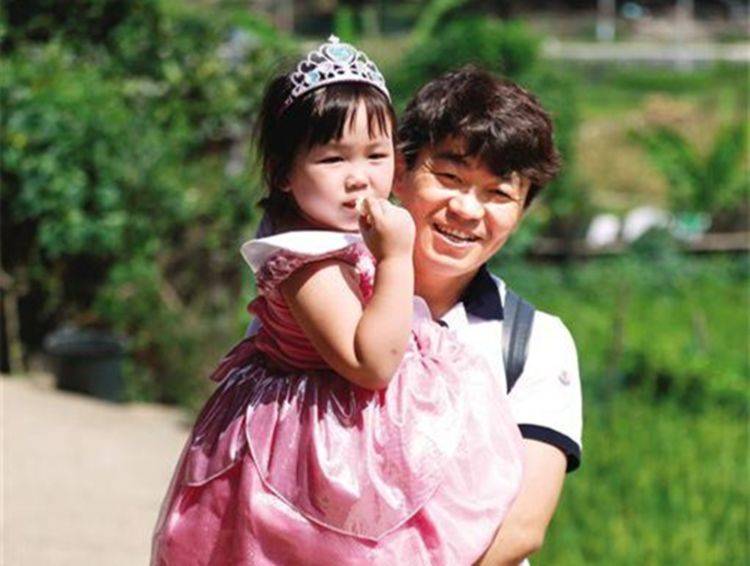 王宝强女儿长大照片 3152c534fcf949afbecd7806d7b23d63.jpeg