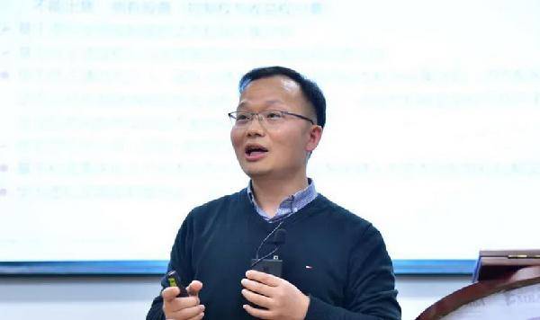 复旦大学emba邀唐跃军教授分享动态股权治理平台与激励计划