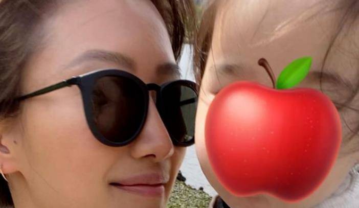 原创谢霆锋妹妹谢婷婷晒女儿照片看完照片后似乎猜到了女儿生父