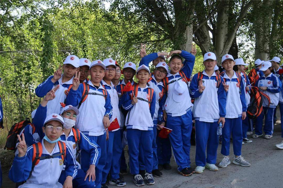 庆建党百年迎冬奥盛会张家口东方中学衡中分校第十一届远足活动圆满
